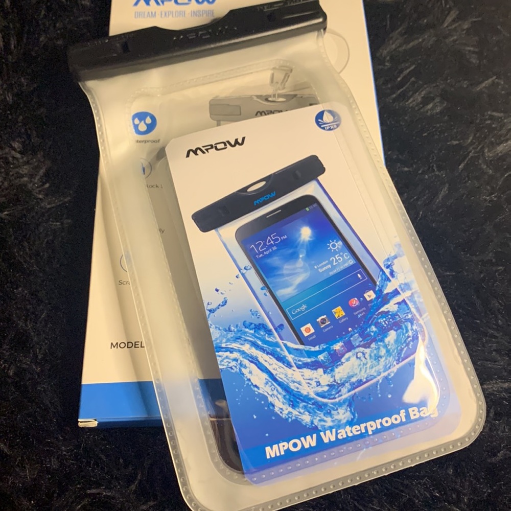 5️⃣❇️4️⃣❇️2️⃣5️⃣

 Waterproof cellphone bag